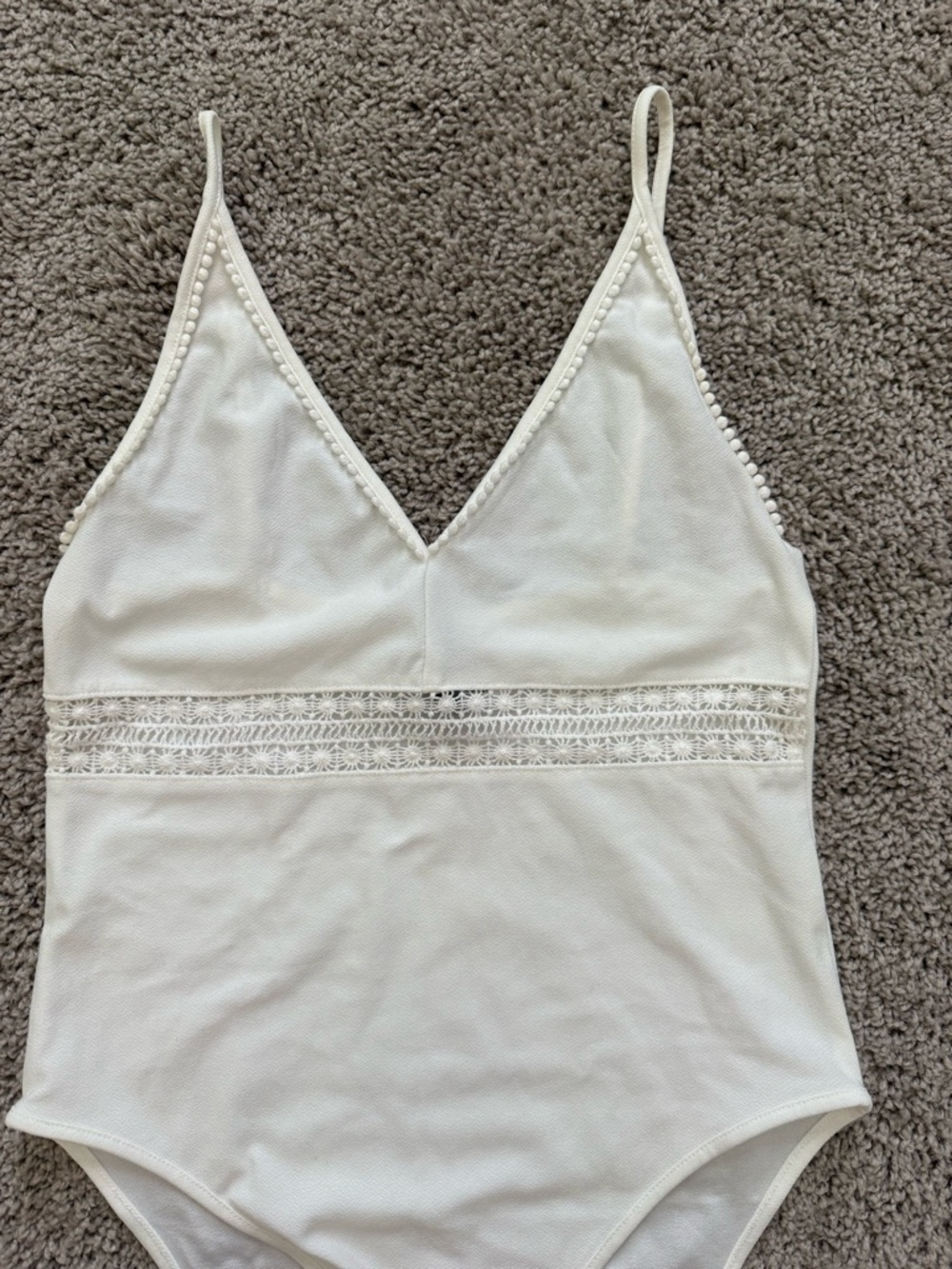Divided white Bodysuit - Picture 2 of 4